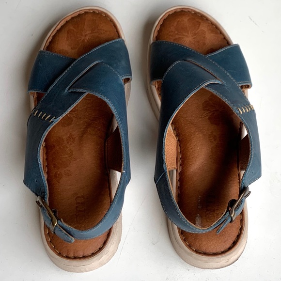 Born leather sandals crossover w ankle strap, excellent used condition - Picture 6 of 10